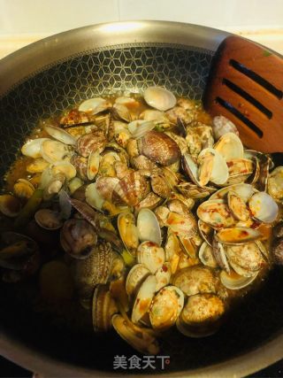 酱炒花蛤的做法步骤：11