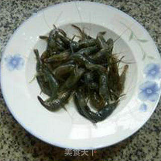 河虾炒生菜的做法步骤：2