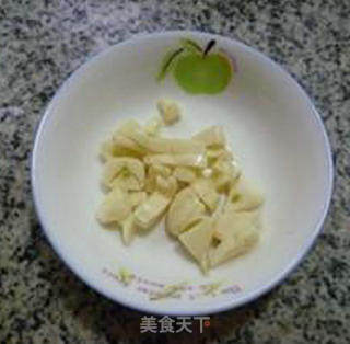 河虾炒生菜的做法步骤：3