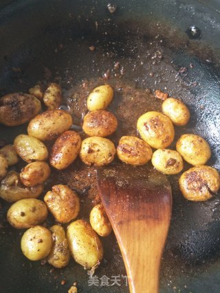 孜然小土豆的做法步骤：9
