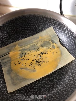 蘑菇炒烤冷面的做法步骤：6
