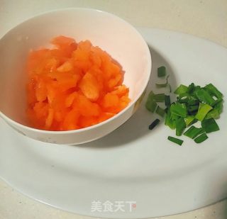 西红柿鸡蛋汤的做法步骤：2