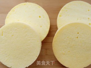 6寸芭比娃娃蛋糕的做法步骤：9