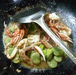 花蟹炒蚕豆的做法步骤：10