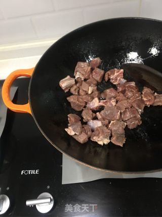 黑椒牛肉粒的做法步骤：3