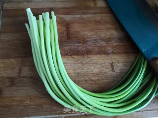 肉丝蒜薹的做法步骤：6