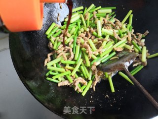 肉丝蒜薹的做法步骤：14