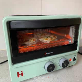 饺子皮披萨的做法步骤：10
