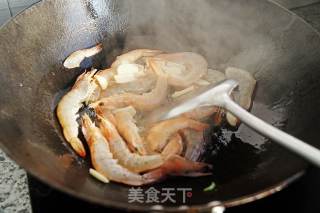 韭菜炒大虾的做法步骤：4