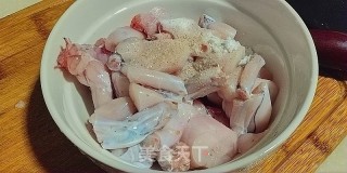 丝瓜牛蛙的做法步骤：2