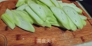 丝瓜牛蛙的做法步骤：3