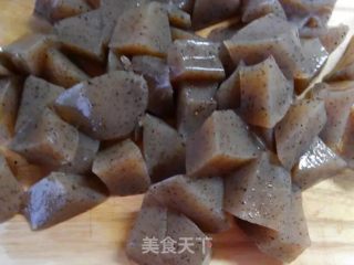 魔芋蟹味菇炖笋的做法步骤：3