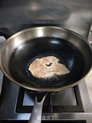简易版洋葱黑椒鸡排的做法步骤：3