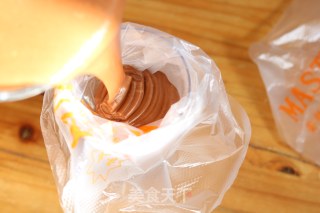 巧克力爆浆栗子蛋糕的做法步骤：6