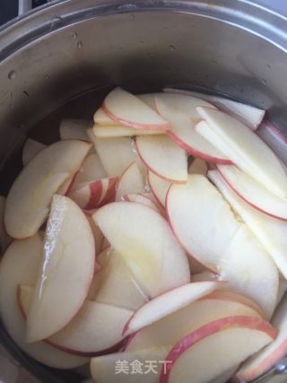 烤苹果玫瑰花的做法步骤：3