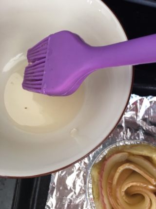 烤苹果玫瑰花的做法步骤：16