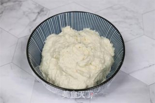 免揉欧包的做法步骤：2