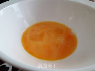 槐花炒蛋的做法步骤：2