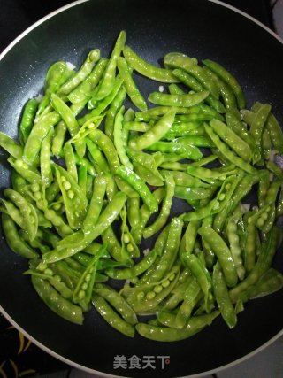 蒜香豌豆角的做法步骤：5