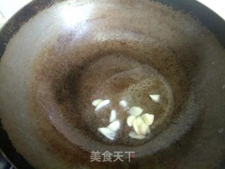 银鱼酸菜粉丝汤的做法步骤：5