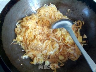 银鱼酸菜粉丝汤的做法步骤：8