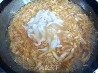 银鱼酸菜粉丝汤的做法步骤：11