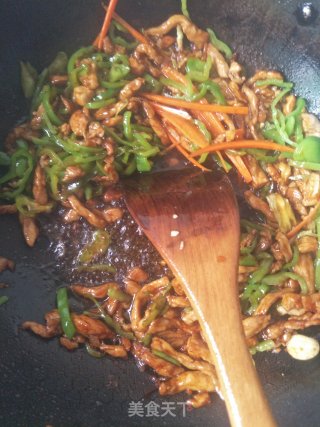 青椒肉丝的做法步骤：6