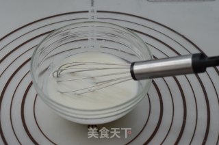奶牛纹蓝莓蛋糕卷的做法步骤：2