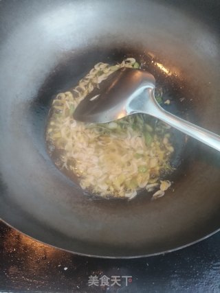 虾皮炒菜瓜的做法步骤：4