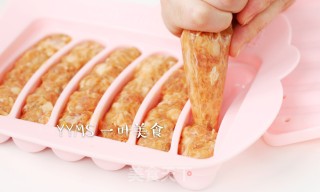 奥尔良虾仁猪肉香肠的做法步骤：5