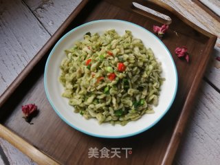 又是一年槐花香:洋葱苗炒槐花的做法步骤：9
