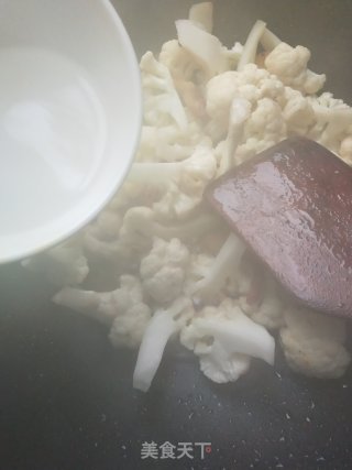 花菜炒五花肉的做法步骤：4