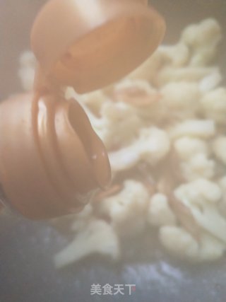 花菜炒五花肉的做法步骤：6
