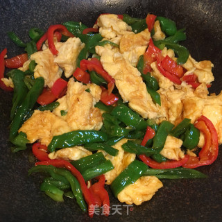 青红椒炒鸡蛋的做法步骤：7