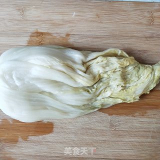 酸菜排骨冻豆腐的做法步骤：2