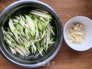 南瓜丝饼的做法步骤：2