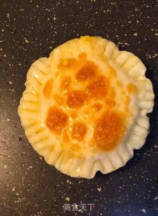 饺子皮做的创意五珍粉鸡蛋灌饼，蛋香酥脆，我打赌，你没有见过~的做法步骤：7