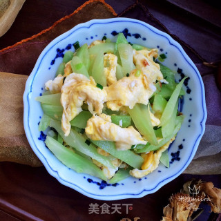 青笋炒蛋的做法步骤：9