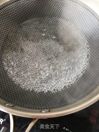 芦笋炒鲍鱼的做法步骤：3