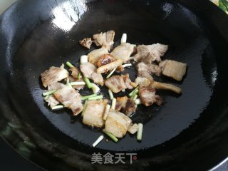甜豆角炒回锅肉的做法步骤：4
