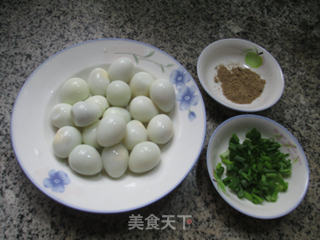 虎皮鹌鹑蛋的做法步骤：1