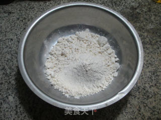 葱油饼的做法步骤：1