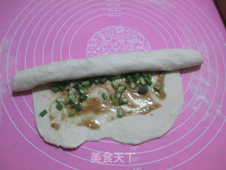 葱油饼的做法步骤：12