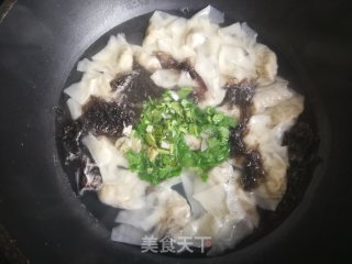 猪肉槐花酸汤馄饨的做法步骤：16