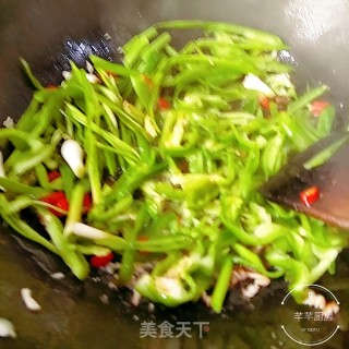 青椒肉丝的做法步骤：6