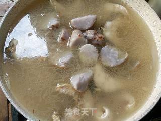 芋艿沙鳗煲（汤）的做法步骤：8