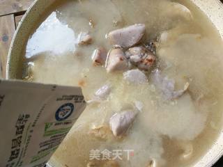 芋艿沙鳗煲（汤）的做法步骤：9