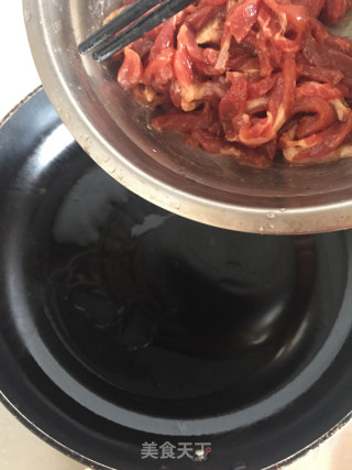 椒丝炒肉的做法步骤：5