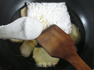 鲜素鸡烧土豆粉的做法步骤：8