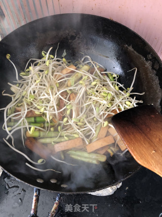 野笋豆芽酱干的做法步骤：4